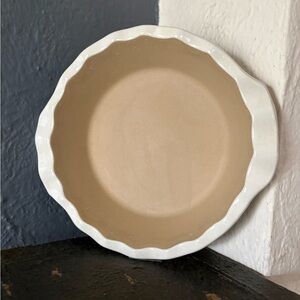 Pampered Chef New Traditions Deep Dish Pie Plate VANILLA 9" Stoneware Pan
